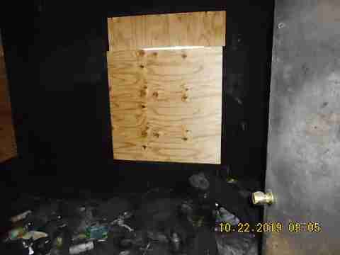 2435 Glandale (27)_m.jpg